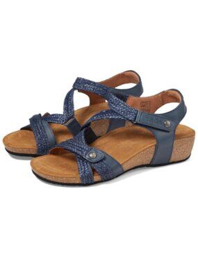 Like New Taos Trulie Navy Blue Platform Sandal Women's EU 39 = US 8-8.5 Leather